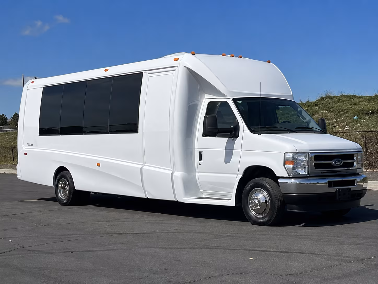 kissimmee bus rentals