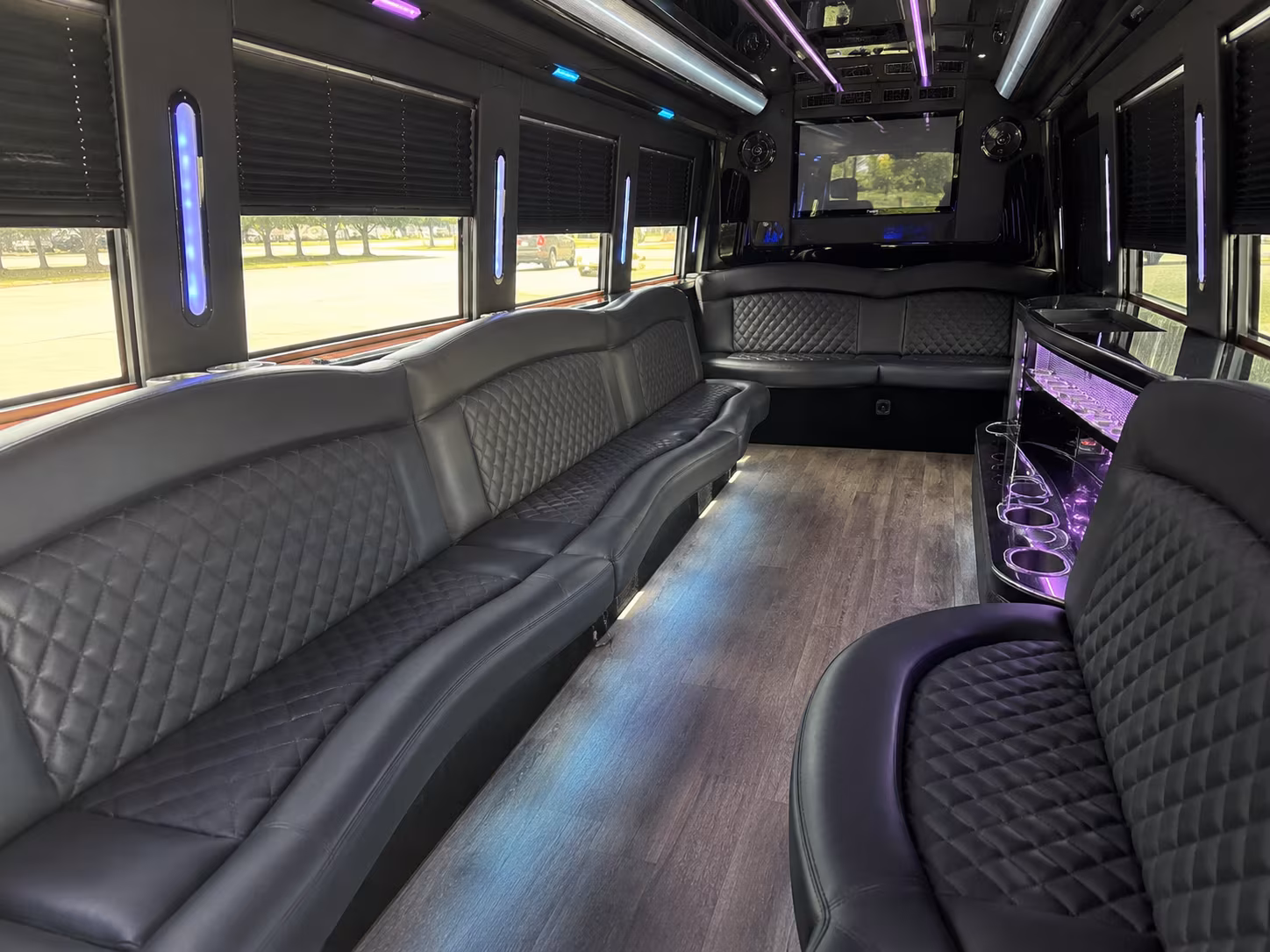 universal orlando resort epic universe deltona party bus rental